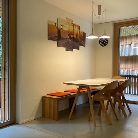 Ferienwohnung 3,5 Zimmer Direkt An Ski- Und Bikepiste Φιλμς Εξωτερικό φωτογραφία