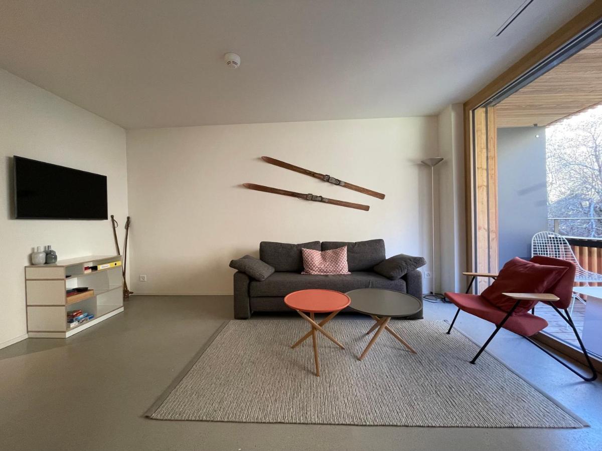 Ferienwohnung 3,5 Zimmer Direkt An Ski- Und Bikepiste Φιλμς Εξωτερικό φωτογραφία