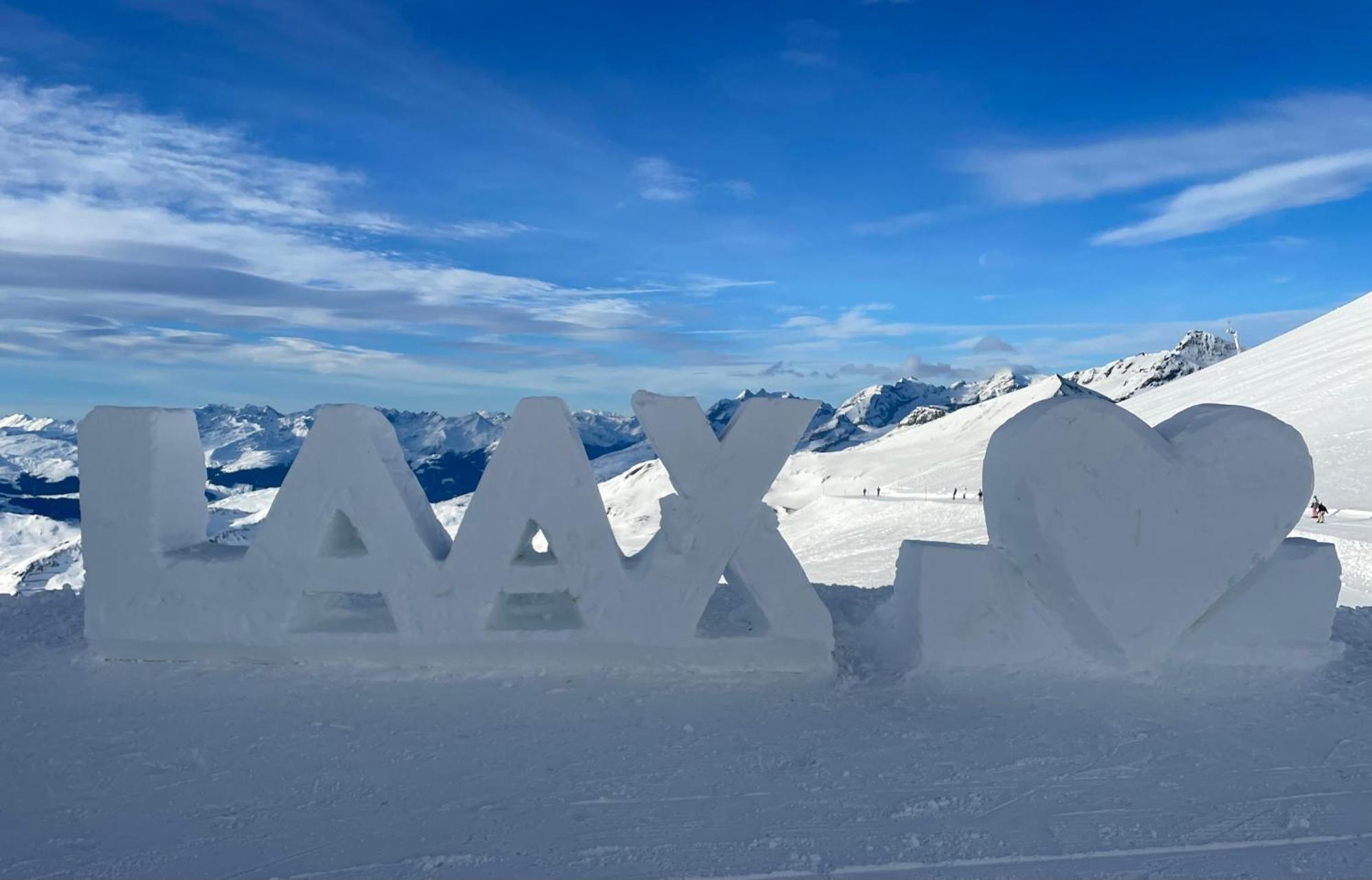 Ferienwohnung 3,5 Zimmer Direkt An Ski- Und Bikepiste Φιλμς Εξωτερικό φωτογραφία